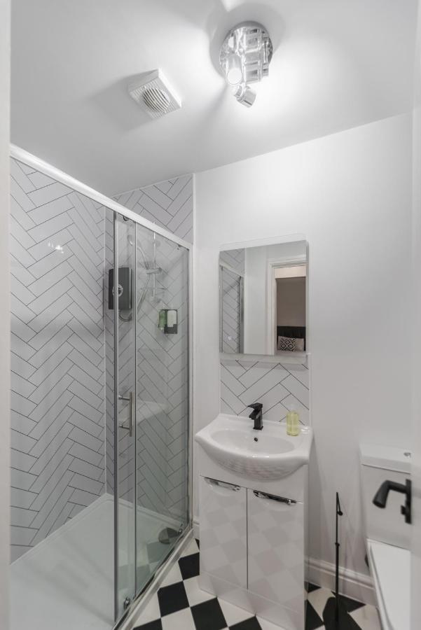 Deluxe Studio Apartments Derby Quarto foto